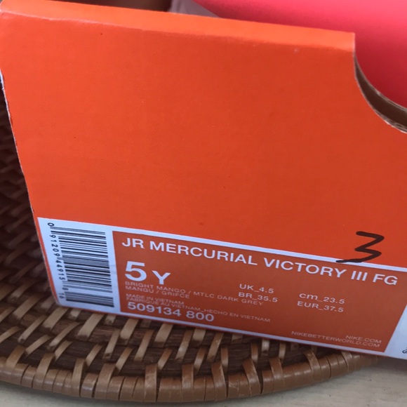 🎉🎊Host Pick🎉Nike Baseball cleats size 5y - Picture 4 of 5